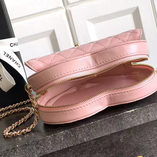 CC HEART QUILTED SHOULDER BAG 19 IN PINK CALFSKIN TP2