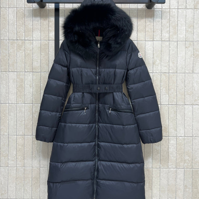 MONCLER HOODED PUFFER JACKET IN BLACK STYLE 124