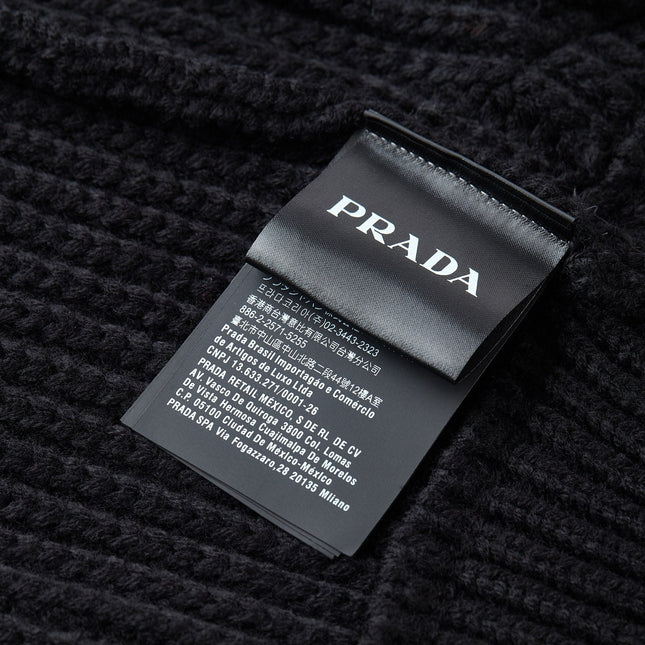 PRADA ZIP-UP IN BLACK WOOL