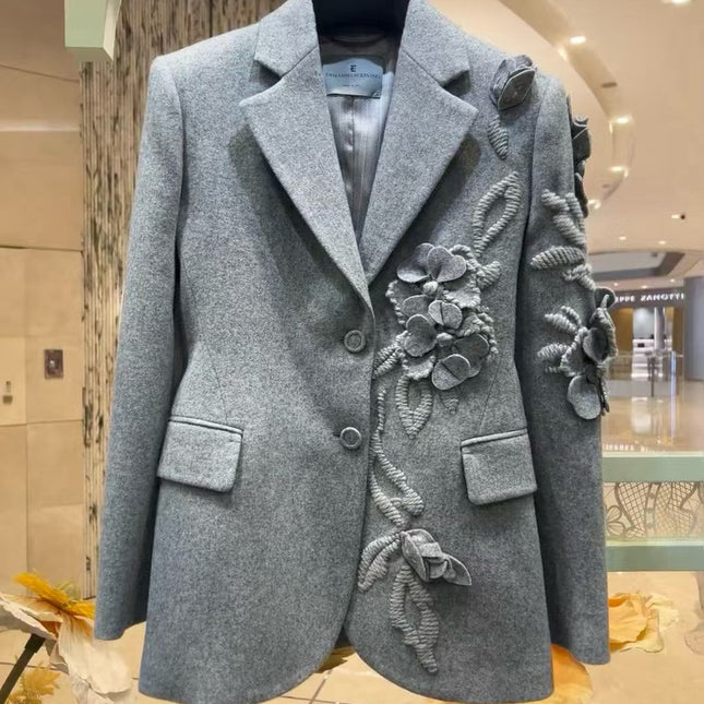 FLORAL EMBROIDERY BLAZER IN A GREY WOOL