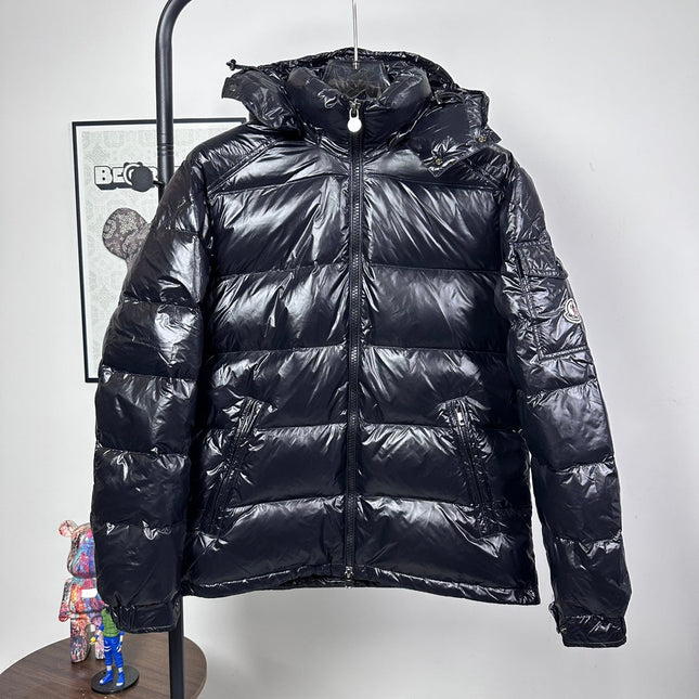 MONCLER BLACK PUFFER JACKET STYLE 2423
