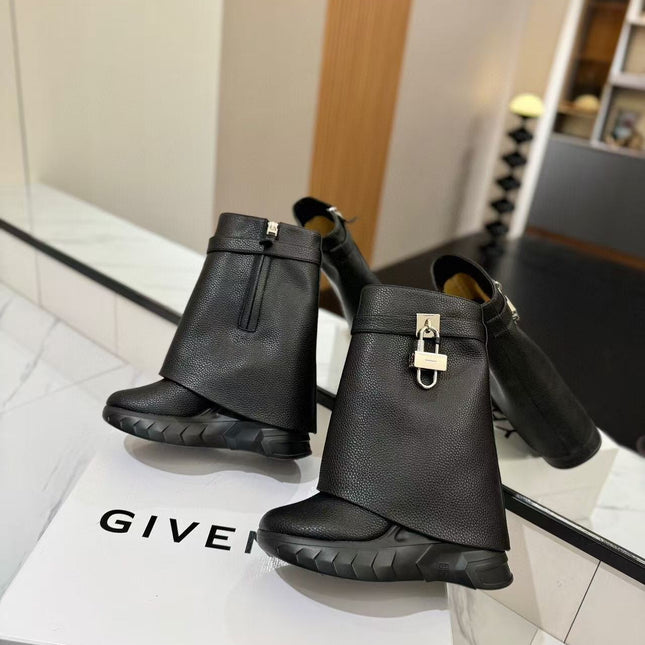 GIVENCHY SHARK LOCK BIKER ANKLE BOOTS IN BLACK CALFSKIN