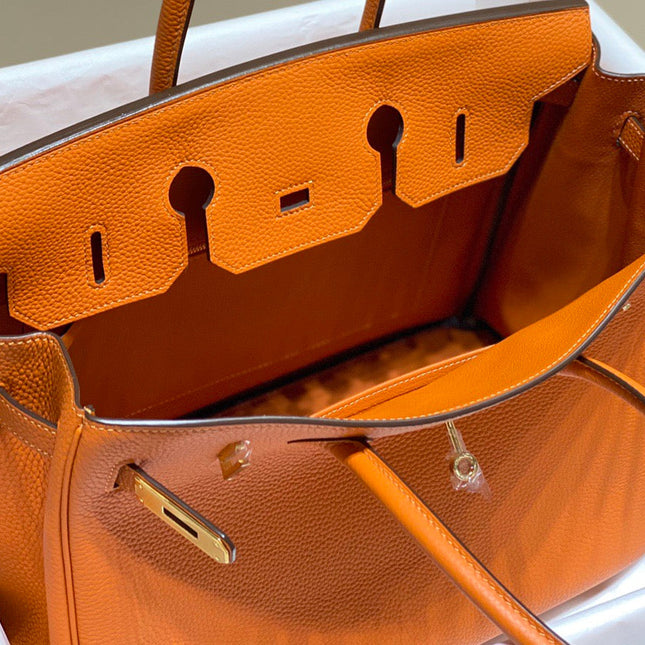 HERMES BIRKIN 35 IN LIGHT ORANGE TOGO LEATHER  GOLD HARDWARE