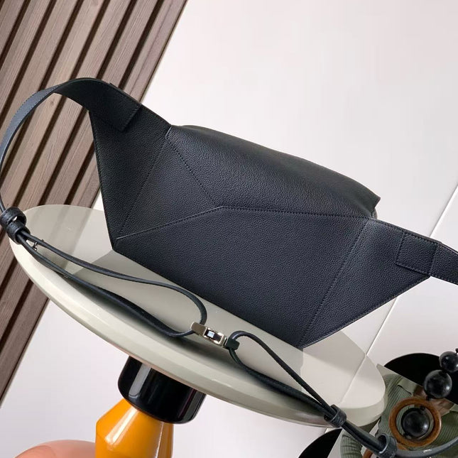LOEWE SMALL PUZZLE BUMBAG 24 IN BLACK GRAINED CALFSKIN