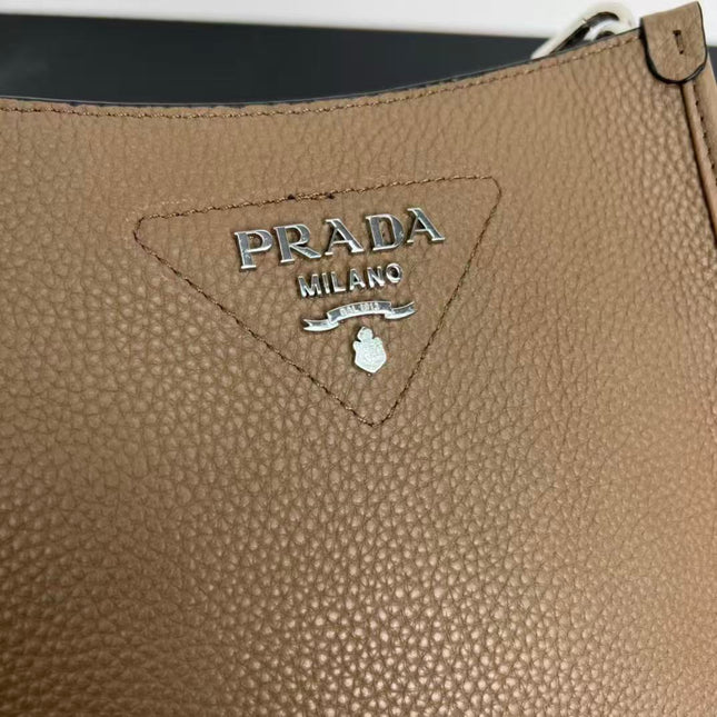PRADA ADJUSTABLE SHOULDER BAG 20 IN BROWN CALFSKIN SILVER HARDWARE