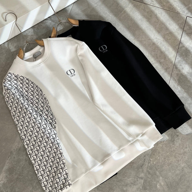 DIOR OBLIQUE CREWNECK SWEATSHIRTS IN WHITE AND BLACK