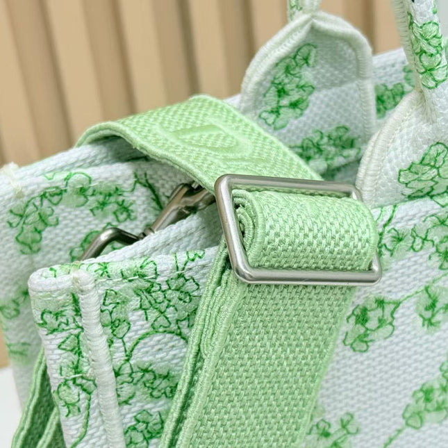 DIOR BOOK TOTE 36 IN GREEN MULTICOLOR TOILE DE JOUY CLOVER EMBROIDERY