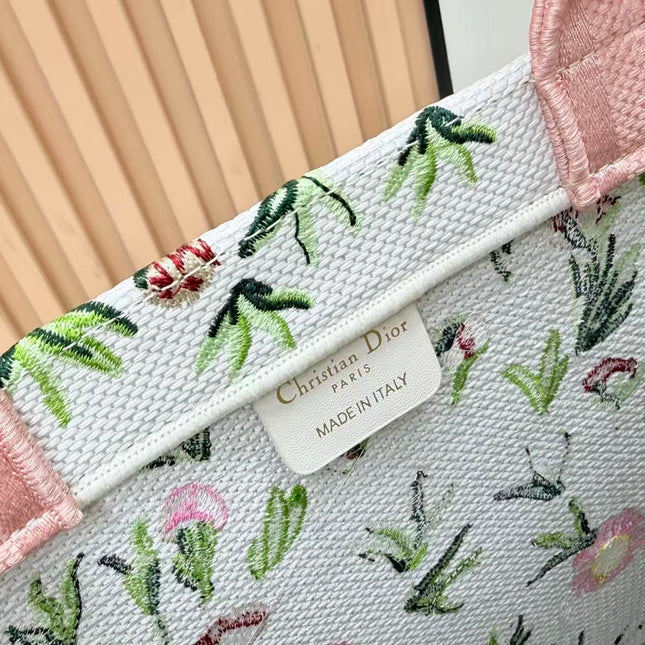 DIOR DAISY GARDEN BOOK TOTE BAG IN COLORFUL EMBROIDERY