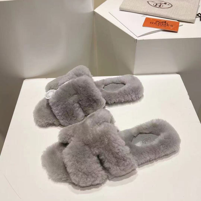 HM ORAN SANDALS IN TOUPE SHEARLING