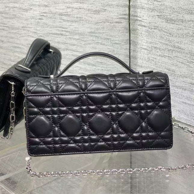 DIOR 26S LADY DIOR BAG 21 IN BLACK CALFSKIN