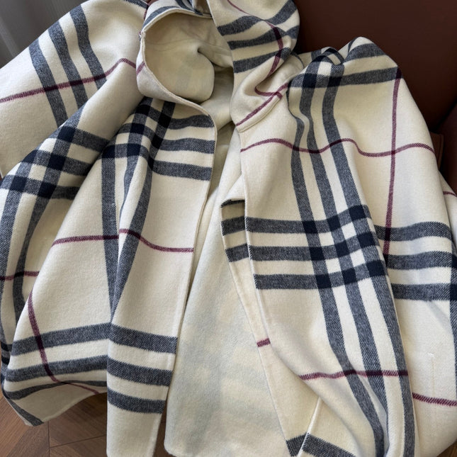 BURBERRY 26S DOUBLE-FACED REVERSIBLE CHECK HOODED CAPE IN BEIGE