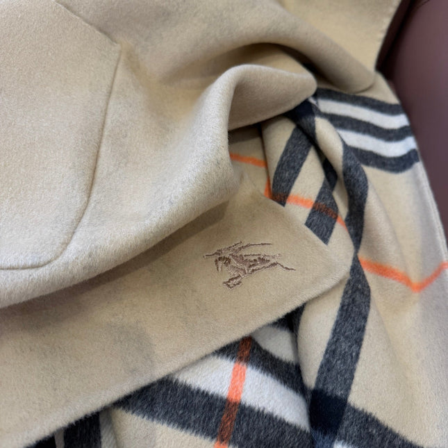 BURBERRY 26S DOUBLE-FACED REVERSIBLE CHECK HOODED CAPE IN BEIGE