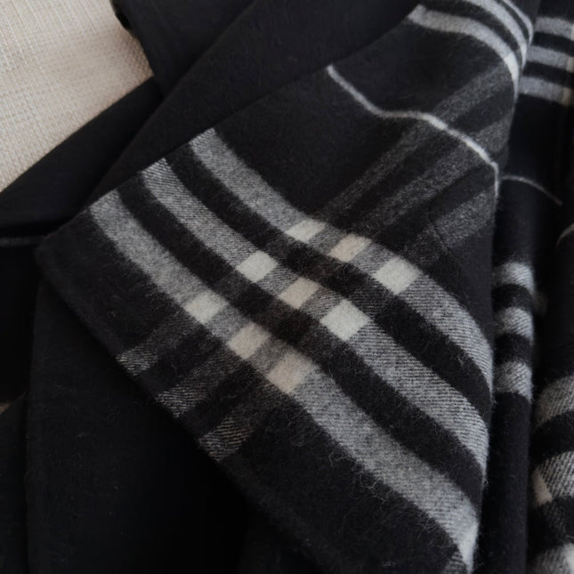 BURBERRY 26S DOUBLE-FACED REVERSIBLE CHECK HOODED CAPE IN BLACK