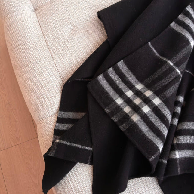 BURBERRY 26S DOUBLE-FACED REVERSIBLE CHECK HOODED CAPE IN BLACK