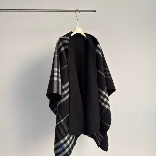 BURBERRY 26S DOUBLE-FACED REVERSIBLE CHECK HOODED CAPE IN BLACK
