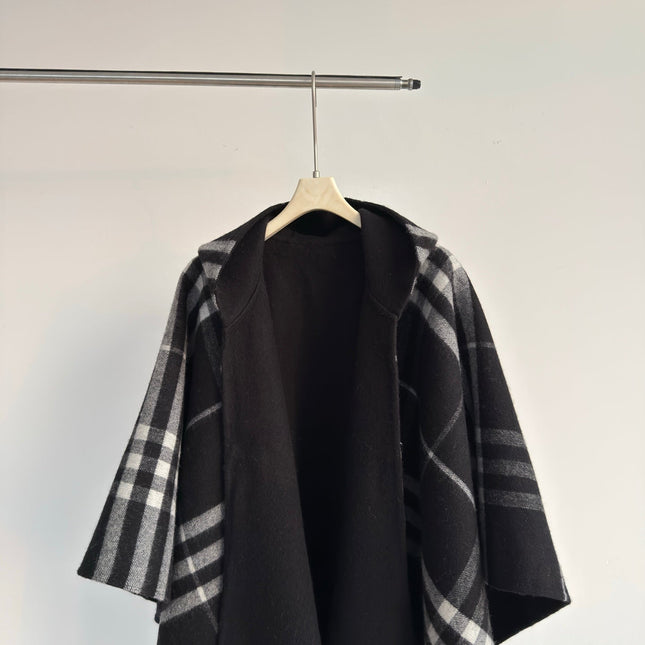 BURBERRY 26S DOUBLE-FACED REVERSIBLE CHECK HOODED CAPE IN BLACK