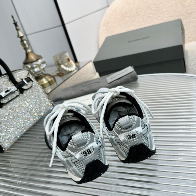 BALENCIAGA 26S RADAR GRADIENT LINES SNEAKER IN SILVER MELATIC