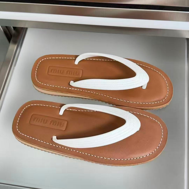 MIUMIU 26S THONG SANDAL IN DARK BROWN AND WHITE 18526