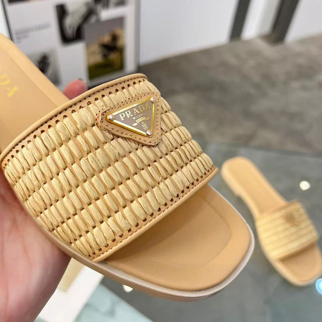 PRADA 26S SLIDE SANDALS IN NATURAL RAFFIA LEATHER TRIMMED