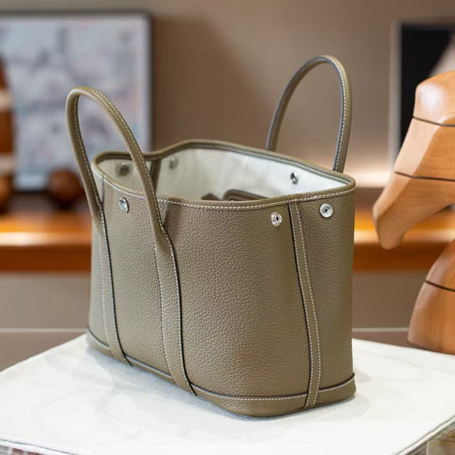 HM 26S GARDEN PARTY 30 CM IN TAUPE BROWN TOGO
