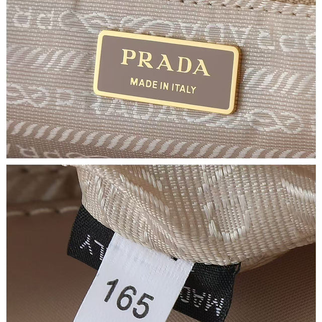 PRADA 26S BUCKET BAG IN BEIGE RENYLON