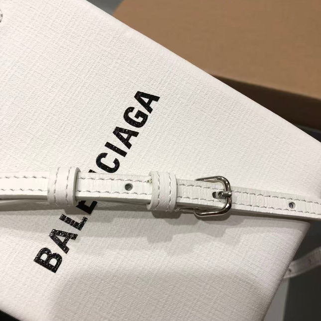 BALENCIAGA SHOPPING PHONE HOLDER 26S IN WHITE CAFLSKIN LEATHER