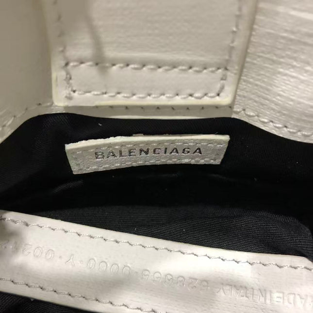 BALENCIAGA SHOPPING PHONE HOLDER 26S IN WHITE CAFLSKIN LEATHER