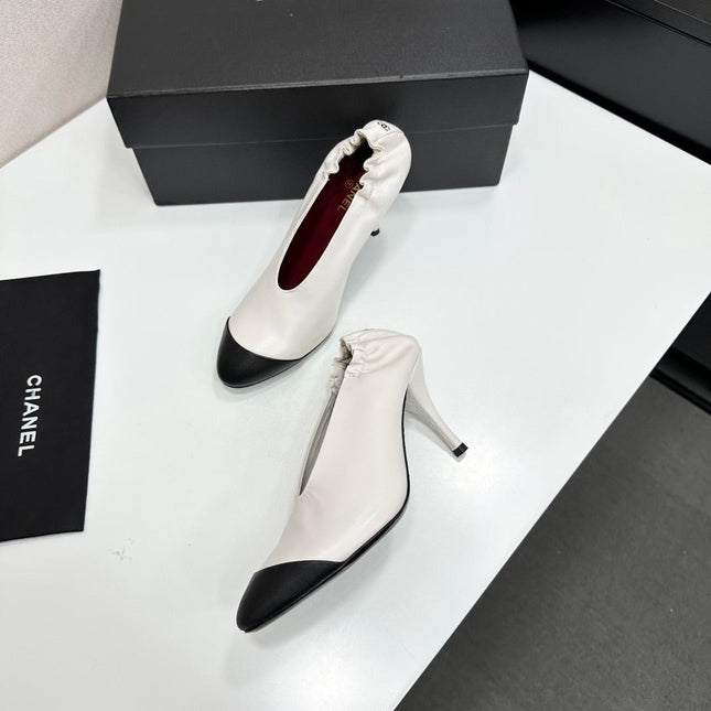 CHANEL 26S COLOR-BLOCK HIGH HEELS 85 MM IN WHITE LAMBSKIN
