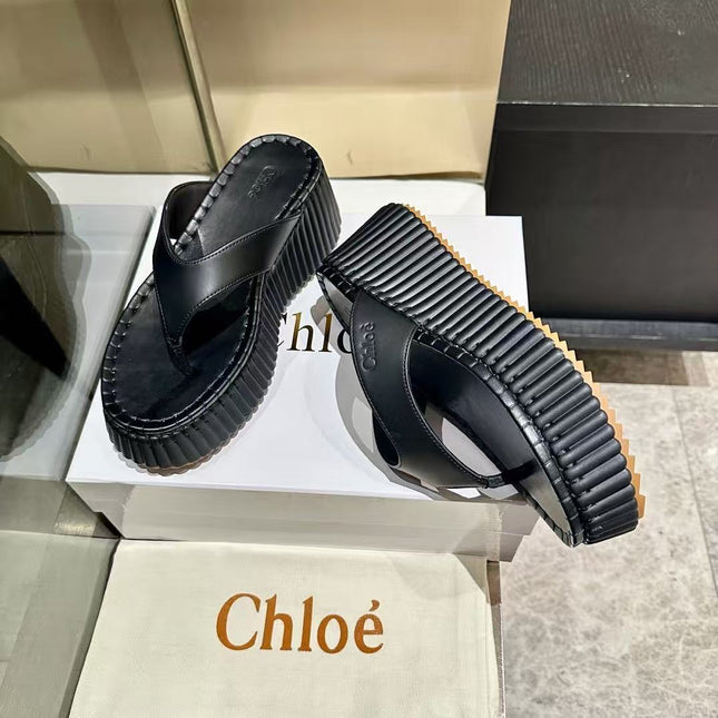 CHLOE 26S PLATFORM WEDGE SANDALS IN BLACK LEATHER