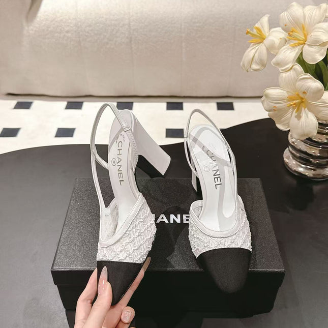 HIGH SLINGBACK 25S PUMP IN WHITE AND BLACK FARBIC