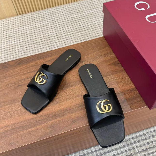GUCCI 26S CLASSIC SLIDE SANDAL IN BLACK CALFSKIN