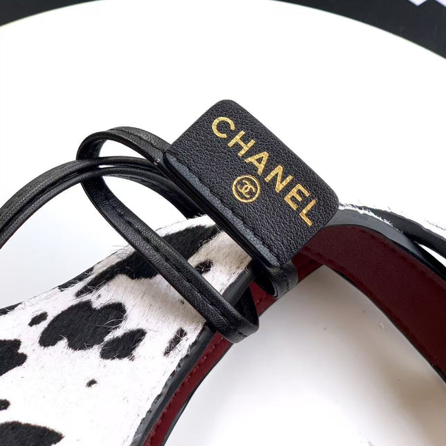 CHANEL 26S TRIANGLE HOBO BAG IN BLACK WHITE CALFSKIN  LEATHER