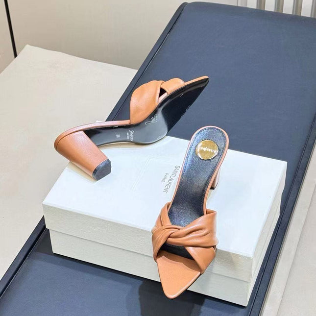 26S KNOTTED MULE HEELS IN TAN LAMBSKIN LEATHER