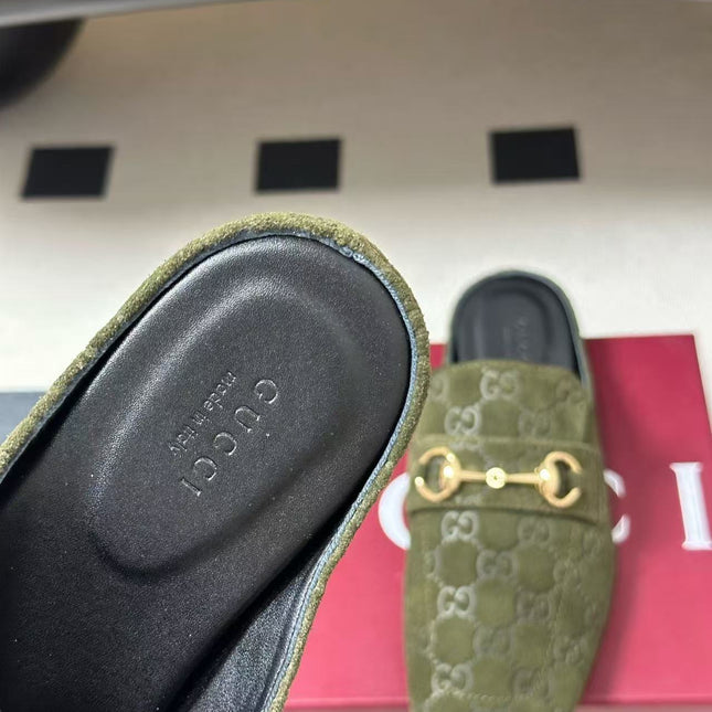 GUCCI 26S HORSEBIT MULE IN OLIVE GREEN SUEDE