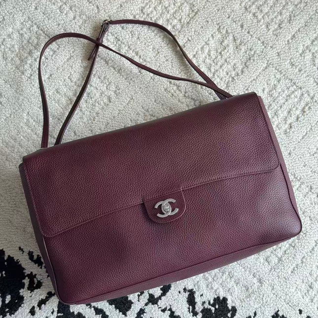 CHANEL 26S CLASSIC FLAP SHOULDER BAG IN BURGUNDY CAVIAR