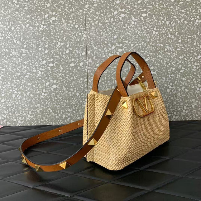 GARAVANI ROCKSTUD VLOGO TOTE 35 IN RAFFIA