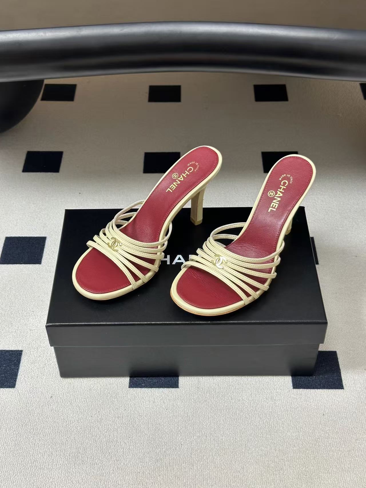 CHANEL 26S MULTI STRAP MULE IN IVORY LAMBSKIN