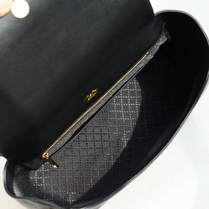 GUCCI 26S PAPARAZZO MEDIUM TOP HANDLE BAG IN BLACK CALFSKIN