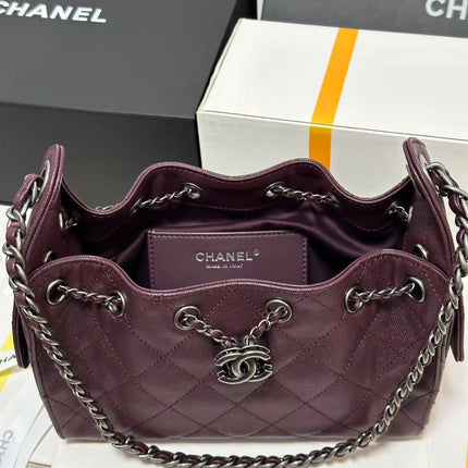 CHANEL 26S HOBO BAG 22 IN BURGUNDY RED CALFSKIN GOLD HARDWARE