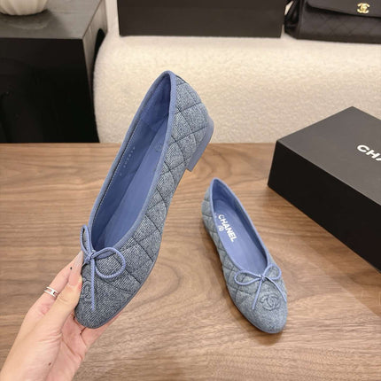 CHANEL 26S BALLET FLATS IN BLUE DENIM WITH CC LOGO & BOW DETAIL