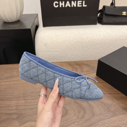 CHANEL 26S BALLET FLATS IN BLUE DENIM WITH CC LOGO & BOW DETAIL