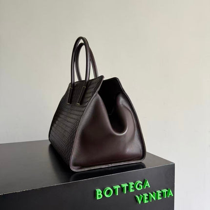 BOTTEGA VENETA TOP HANDLE TOTE IN DARK BROWN CALFSKIN