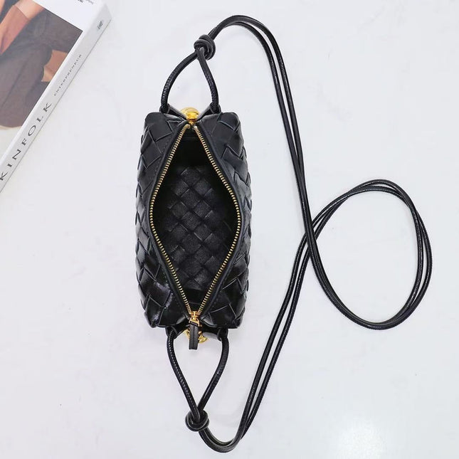 BOTTEGA VENETA GOLD KNOT CROSSBODY BAG 17 IN BLACK CALFSKIN