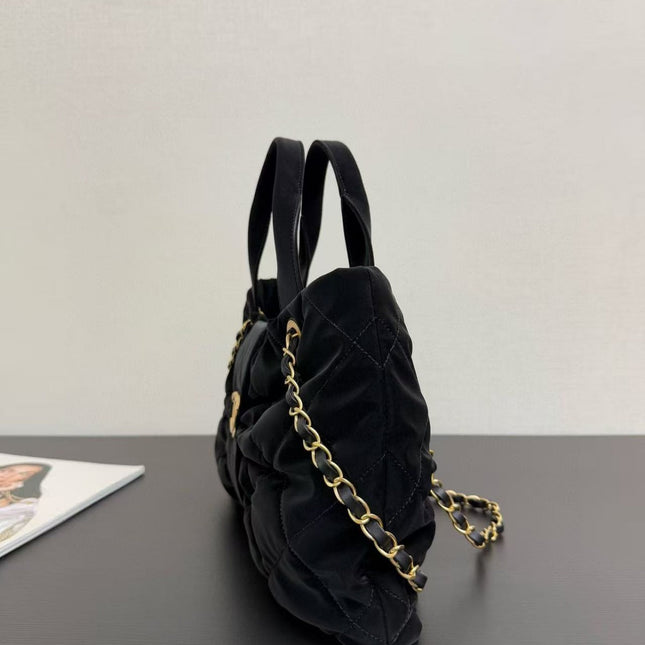 CC BOW TOP HANDLE BAG 38 IN BLACK