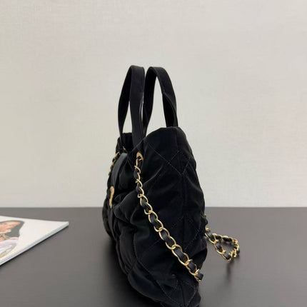 CC BOW TOP HANDLE BAG 38 IN BLACK