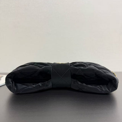 CC BOW TOP HANDLE BAG 38 IN BLACK