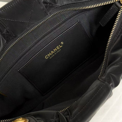 CC BOW TOP HANDLE BAG 38 IN BLACK