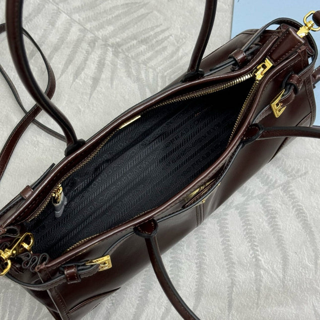 BONNIE HANDBAG 32 IN DARK BROWN CALFSKIN GOLD HARDWARE