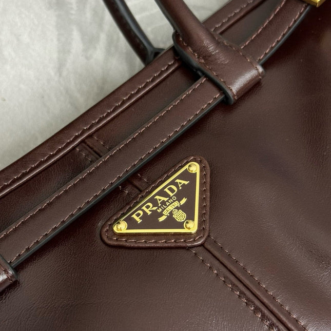 BONNIE HANDBAG 32 IN DARK BROWN CALFSKIN GOLD HARDWARE
