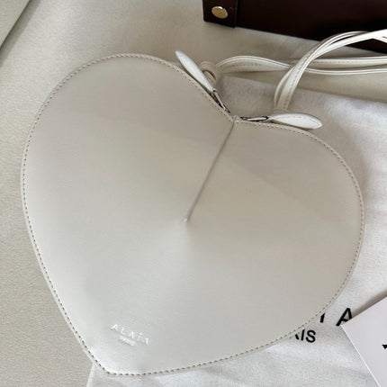 LE COEUR HEART BAG 21 IN WHITE CALFSKIN